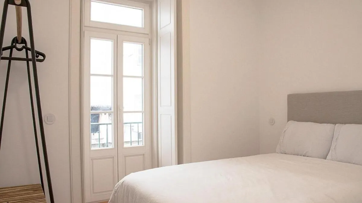 Bairro Alto Bright 2 Bdr Apt With Ac Lisbon