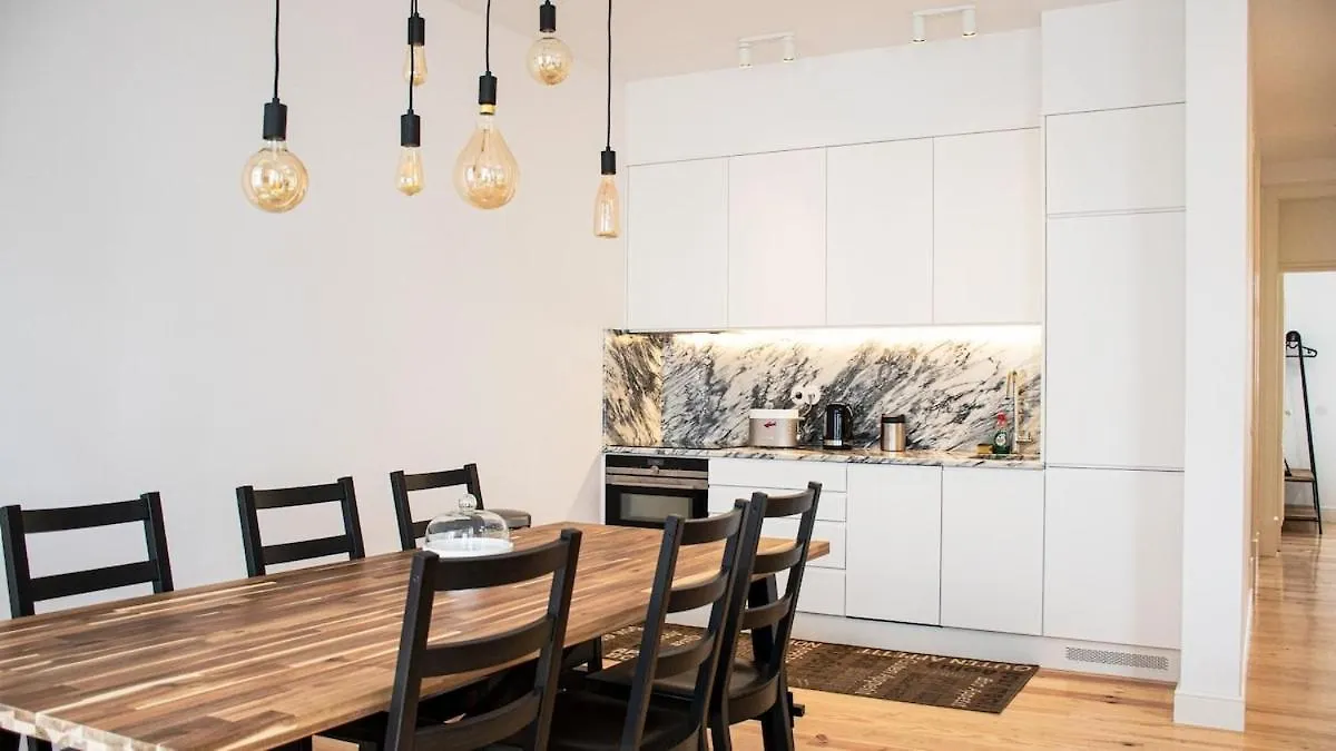 Bairro Alto Bright 2 Bdr Apt With Ac Lisbon 0*,