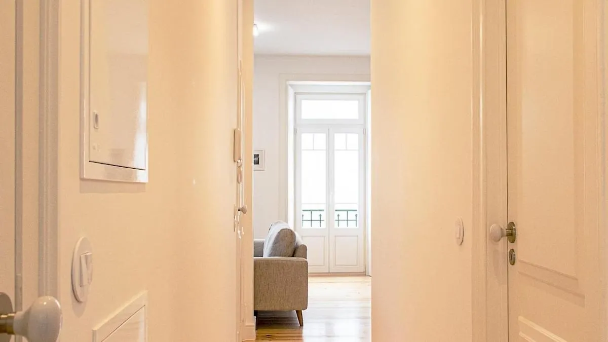 Bairro Alto Bright 2 Bdr Apt With Ac Lisbon