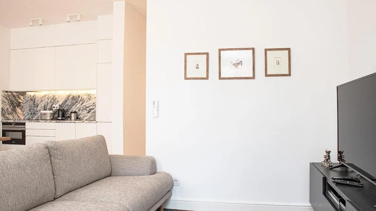 Bairro Alto Bright 2 Bdr Apt With Ac Lisbon